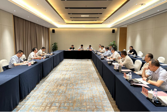 住房城乡建设部住房改革与发展司调研我省建筑业发展情况