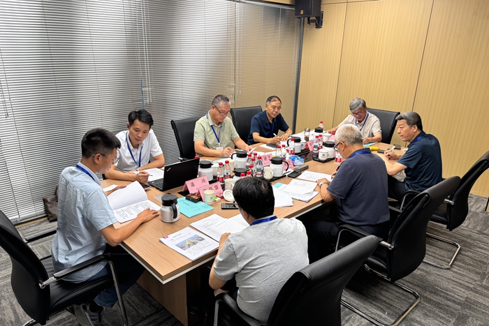 图二:现场答辩.jpg